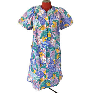 VTG MuMu Movie Star house dress knee length cotton blend multi floral snaps sz M